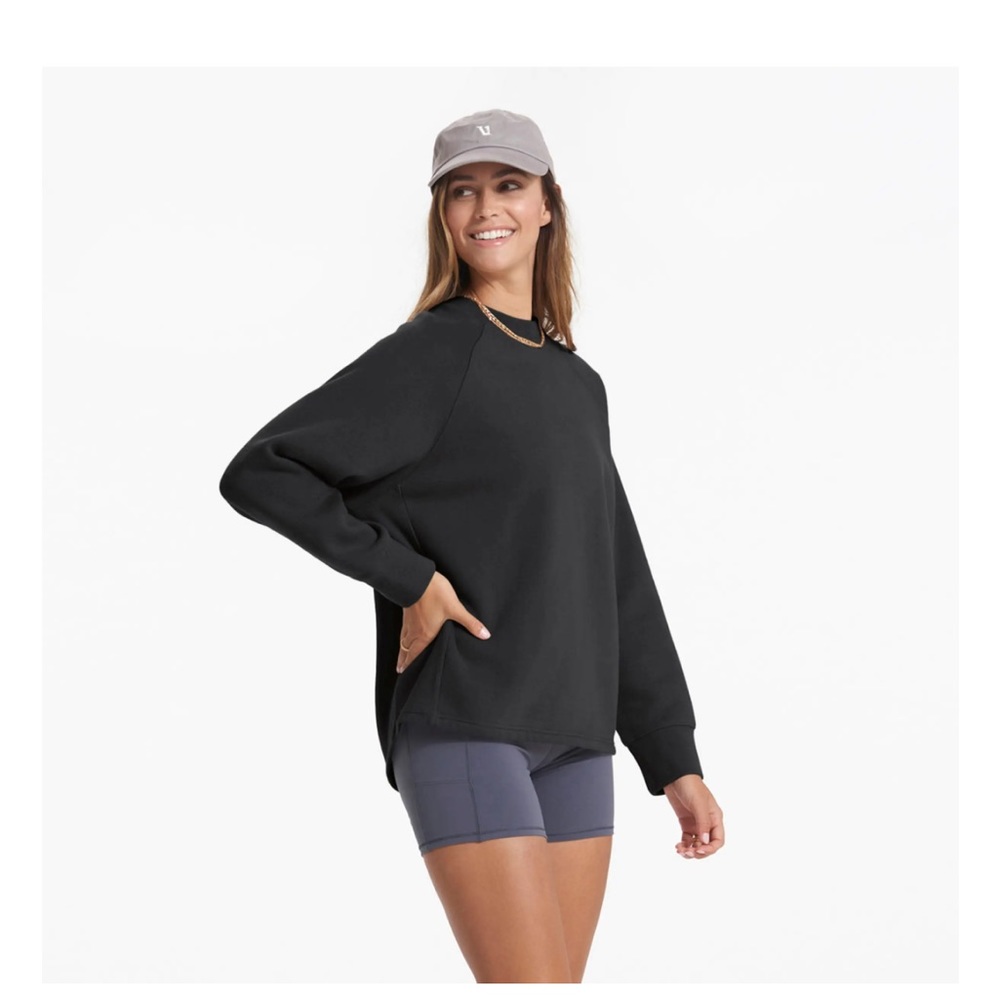 Vuori Restored Oversized Crew, XS in Washed Black Color